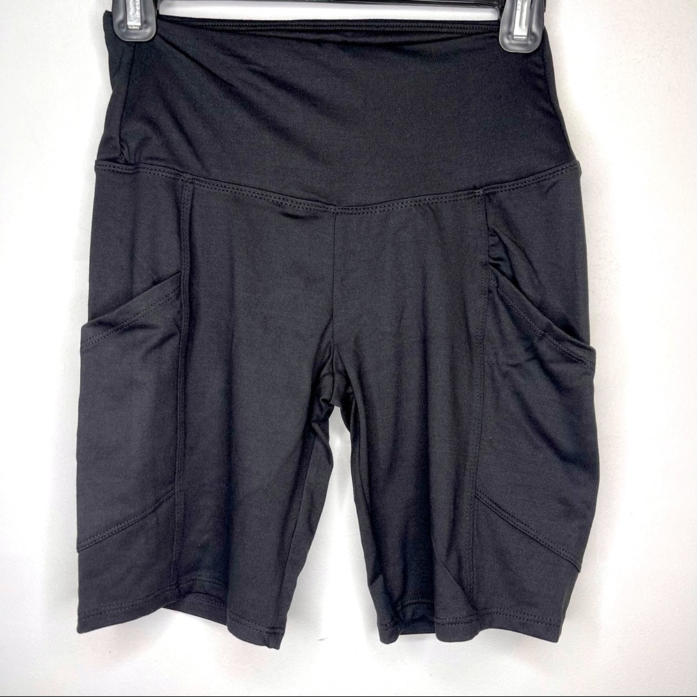 High Waisted Black Bike Shorts with Pockets